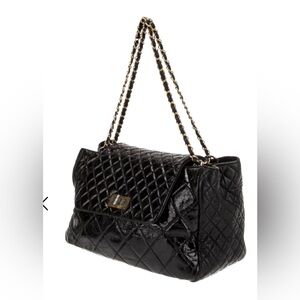 CHANEL Black Quilted Shoulder Bag